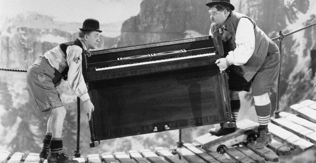 3 Reasons why you should hire professional piano movers 1