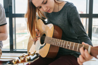 Benefits of studying for a music degree 8